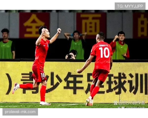 中超精彩瞬间回顾:巅峰对决与惊艳表现展示联赛竞争力加强 中超精彩瞬间回顾:巅峰对决与惊艳表现展示联赛竞争力加强