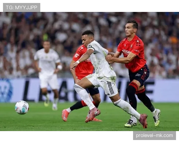 皇马节奏紊乱与结构挑战持续，当前阶段稳定性面临考验是否能持续保持优势